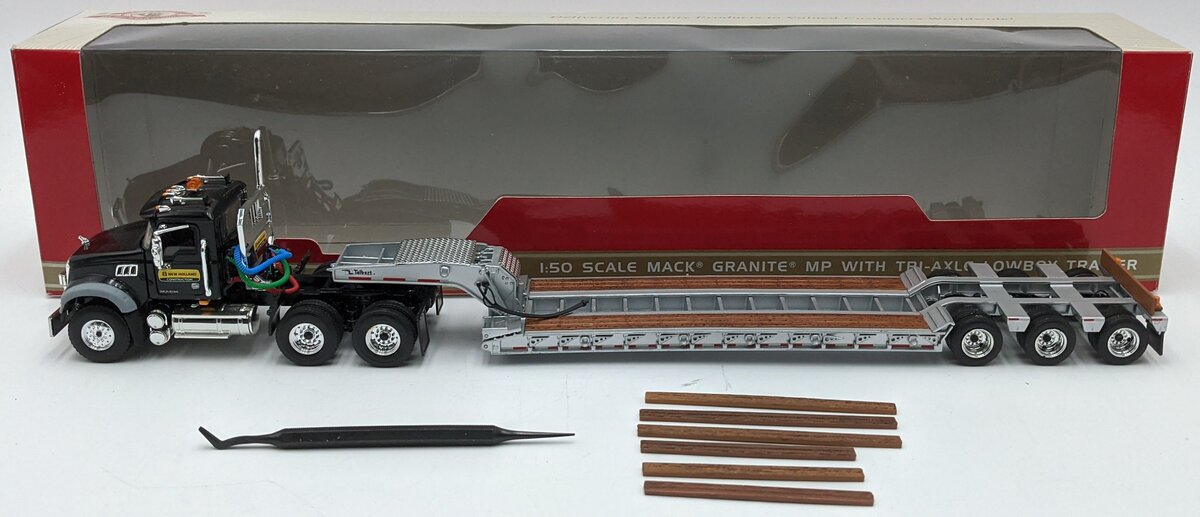 First Gear 50-3131 1:50 Diecast New Holland Mack Granite w/LowBoy Trailer NIB