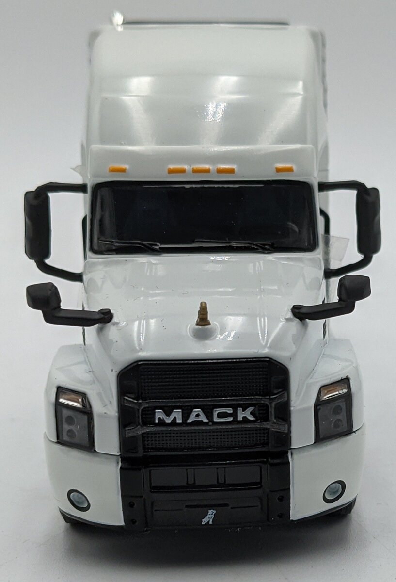First Gear 50-3389 1:50 Diecast Mack Anthem 6x4 Tractor w/High Sleeper Cab NIB