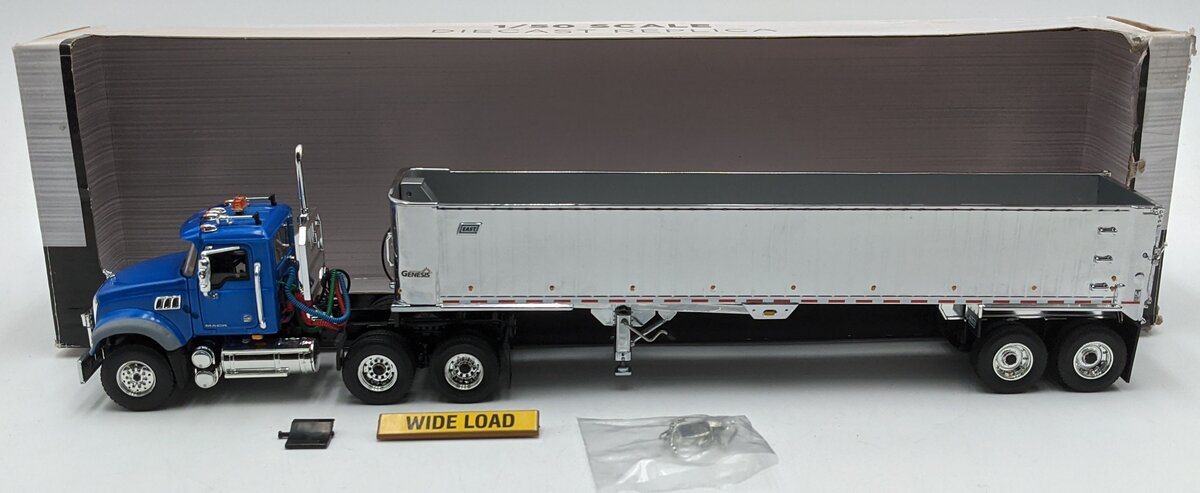 First Gear 50-3457 1:50 Mack Granite MP & East Genesis End Dump Trailer VG/Box