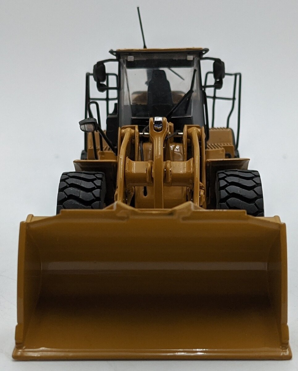 Tonkin TR10005 1:50 Diecast Caterpillar 972K Wheel Loader VG/Box
