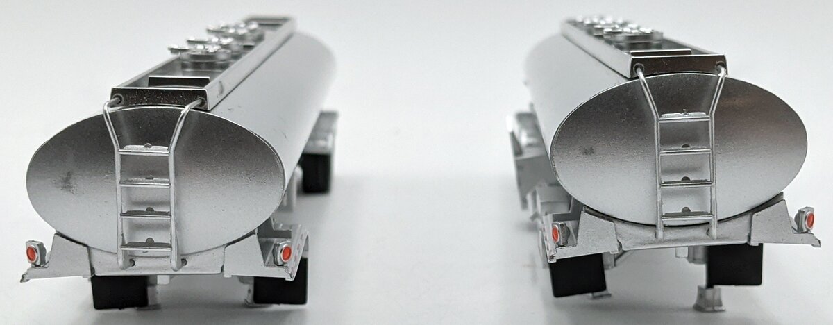 Tonkin T202 1:50 Diecast 2 Axle Hail Gasoline Tanker Trailers Set VG/Box