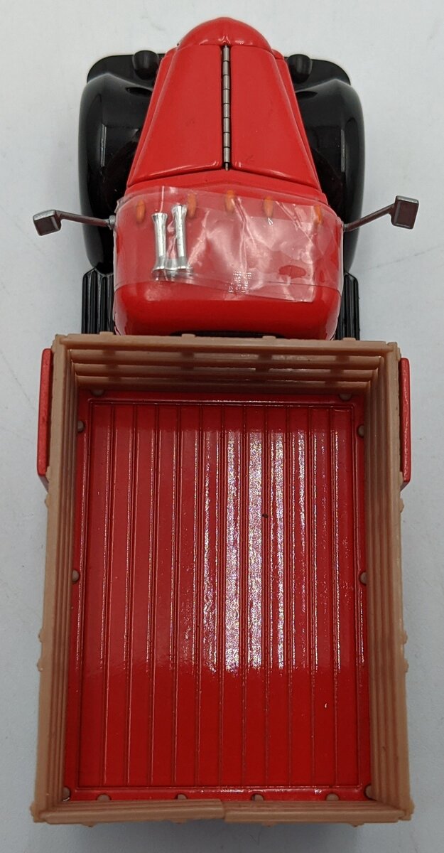 Spec Cast 39503 1:50 Diecast Budweiser Stake Back Truck NIB