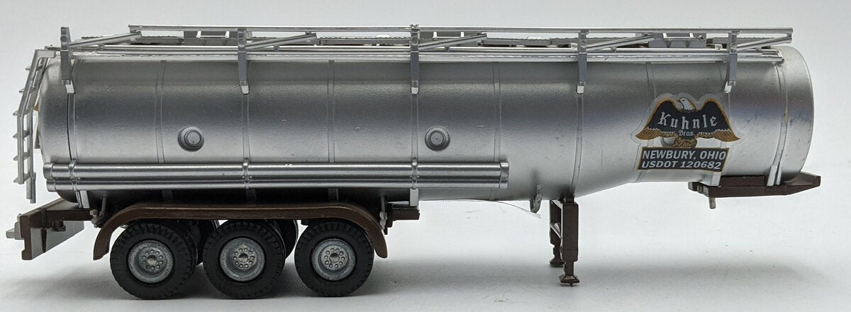 Tekno 1:50 Diecast Food Tanker Trailer Kuhnle Bros VG