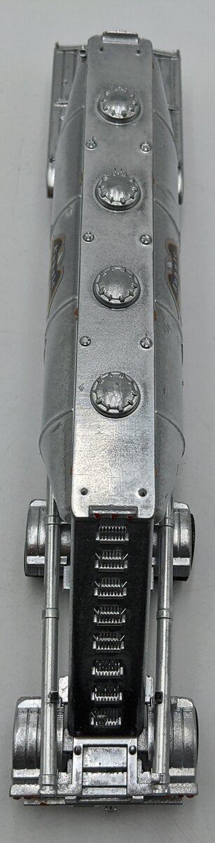 Custom Built 1:50 Diecast Custom 2 Axle Covered Pneumatic Trailer Silver/Box