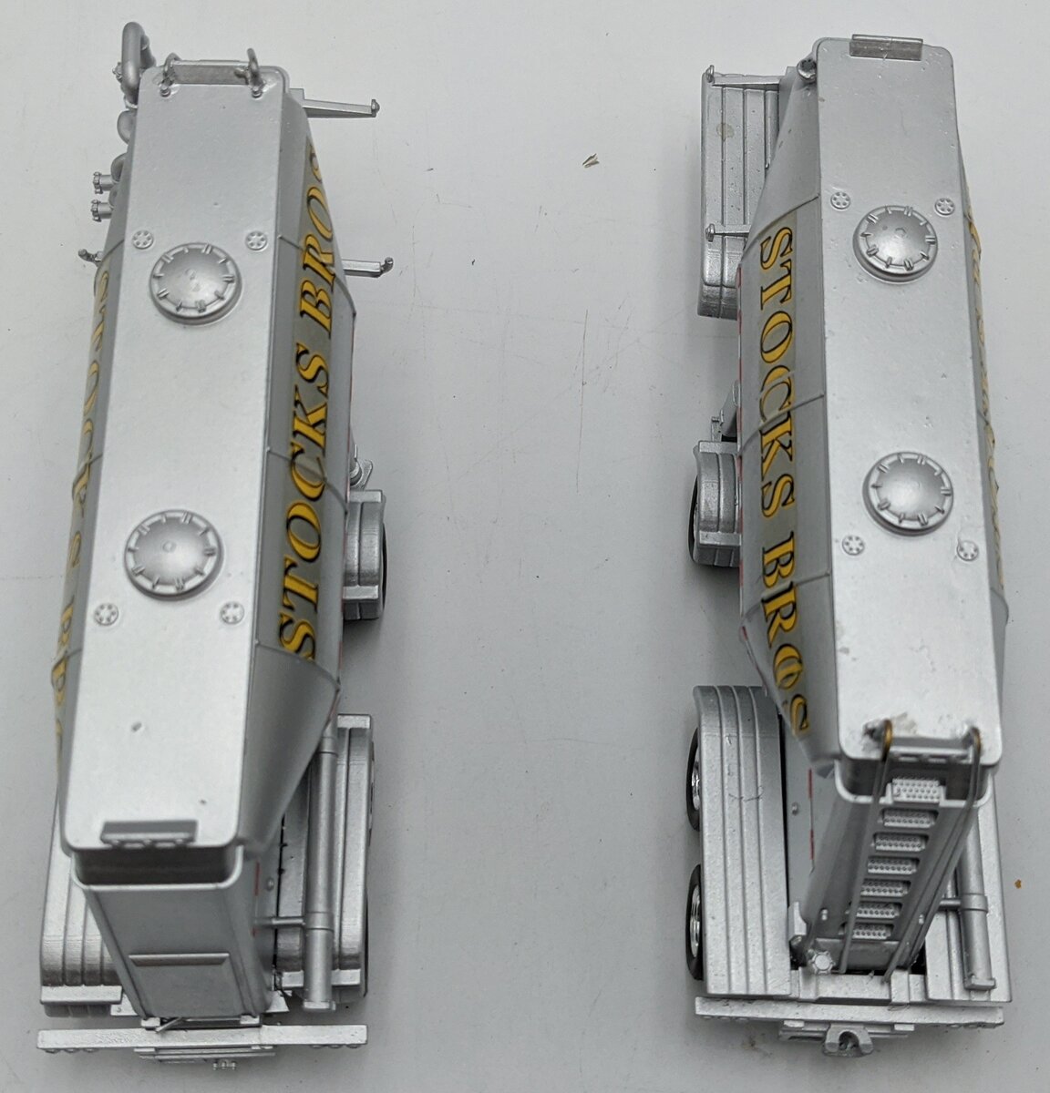 Custom Built 1:50 Diecast Custom Set Pneumatic Trailers w/Dolly (Set of 2)