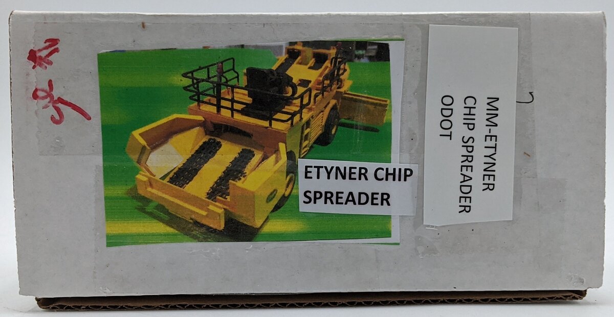 Custom Built 1:50 Diecast Custom Etnyre Asphalt Chip Distributor White/Box
