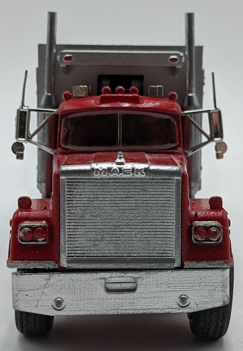 Custom Built 1:50 Diecast Custom Mack 8x4 Superliner Dump Truck/Box