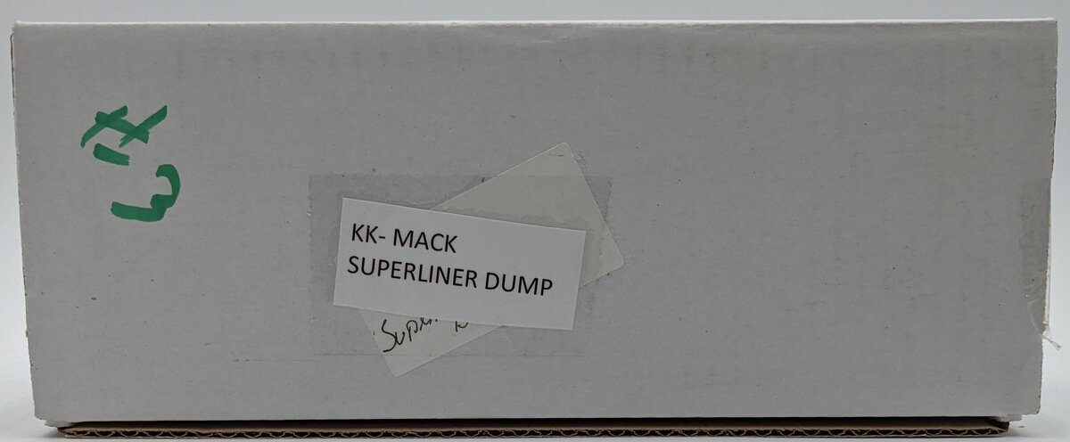Custom Built 1:50 Diecast Custom Mack 8x4 Superliner Dump Truck/Box