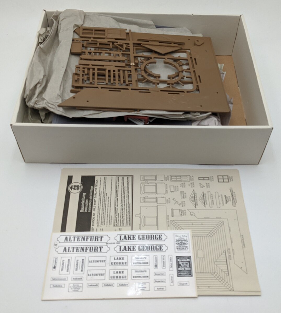 LGB 95023 G Scale ToyTrain Wild West Train Depot Kit LN/Box