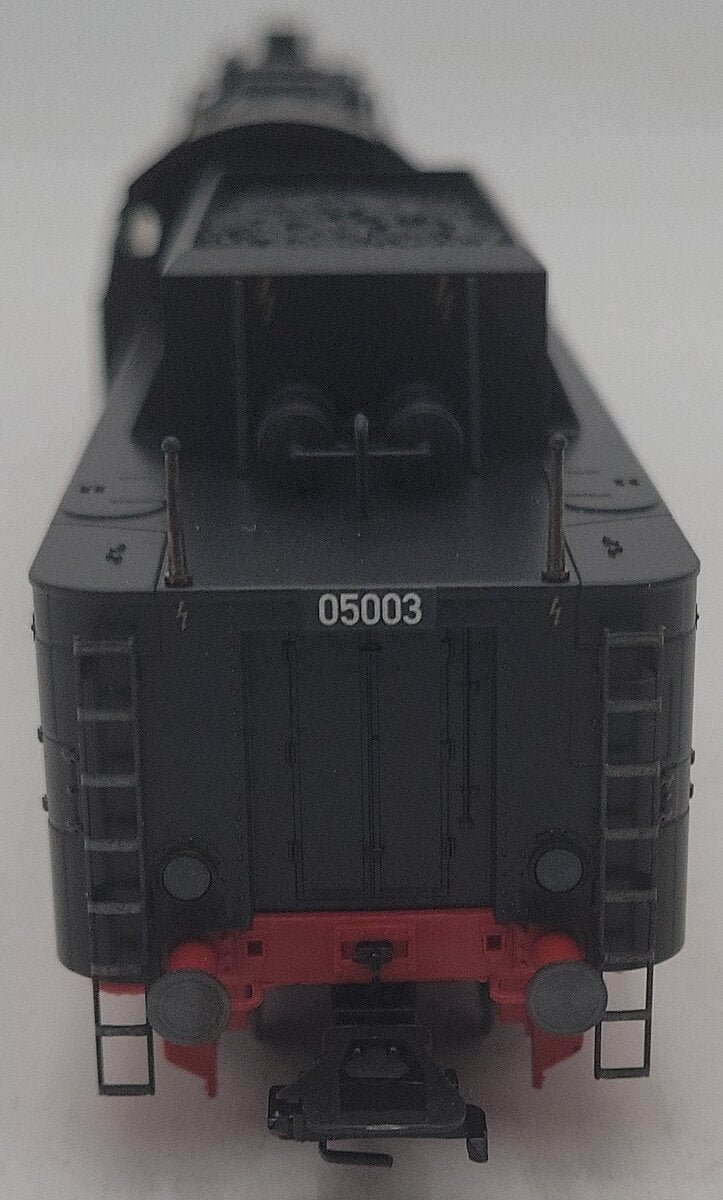 Marklin 39050 HO Scale DB BR 05 4-6-4 Steam Locomotive and Tender #05003 LN/Box