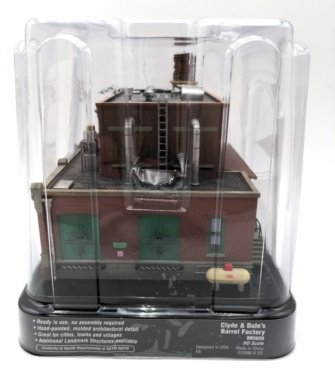 Woodland Scenics BR5026 HO Built-&-Ready Clyde & Dale's Barrel Factory Building VG/Box