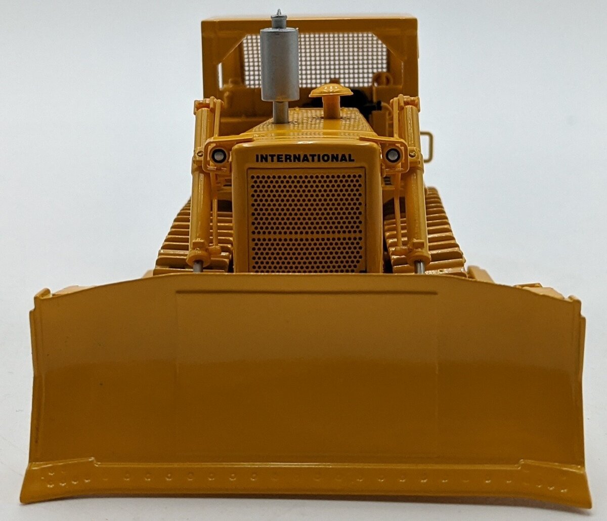 First Gear 50-3111 1:50 Diecast International Harvester TD-25 Crawler Dozer NIB