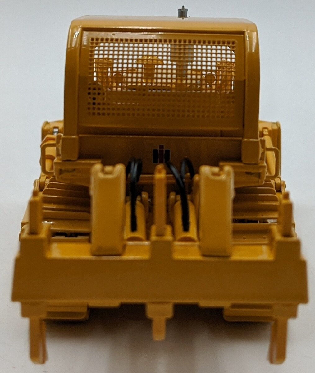 First Gear 50-3111 1:50 Diecast International Harvester TD-25 Crawler Dozer NIB