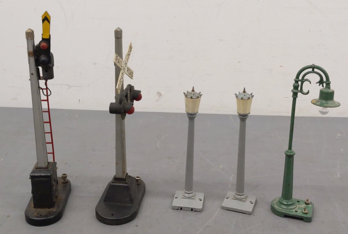 Lionel Vintage O Gauge Accessories #58,154,35,35,151 [5] VG