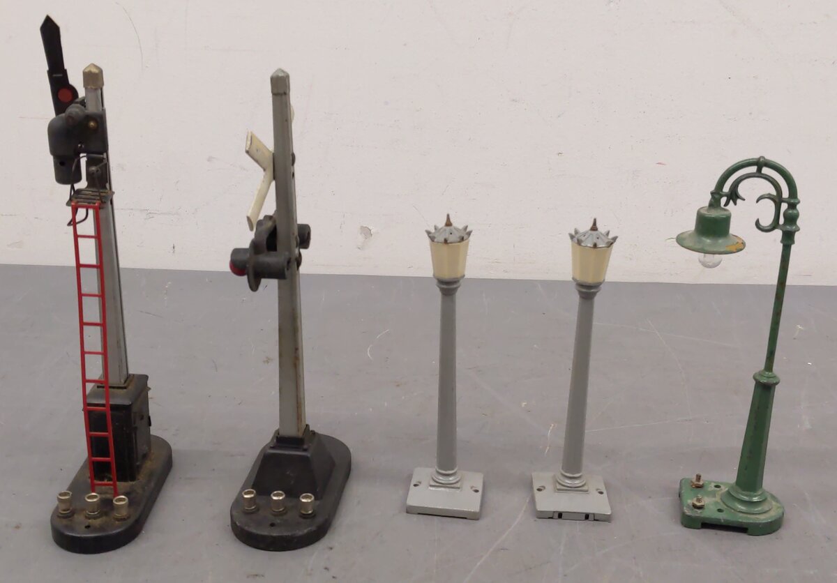 Lionel Vintage O Gauge Accessories #58,154,35,35,151 [5] VG