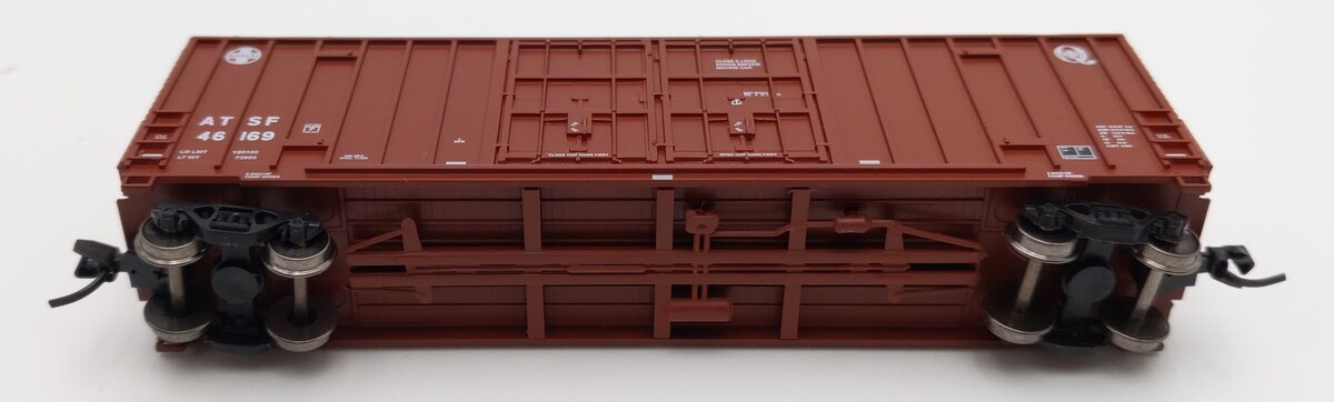 InterMountain 6133003-04 N Scale ATSF Double Door Boxcar #46169 LN/Box