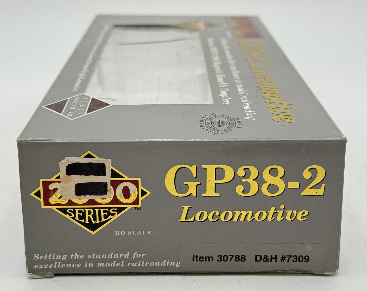 Proto 2000 30788 HO Scale Delaware & Hudson GP38-2 Diesel Locomotive #7309/Box