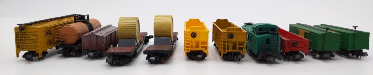 N Scale Freight Cars: 70999, 152705, 6631, 6671, 83116, 224, 69502, 3287 [11] EX