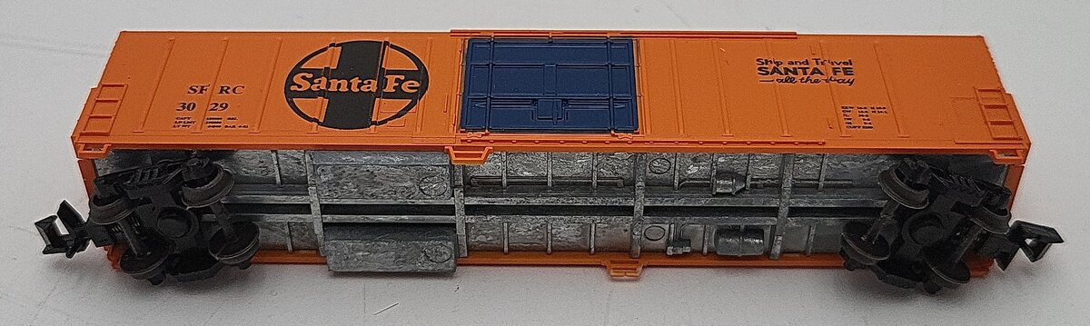 Roundhouse 8428 N Scale Santa Fe Box Car #3029 Assembled EX/Box