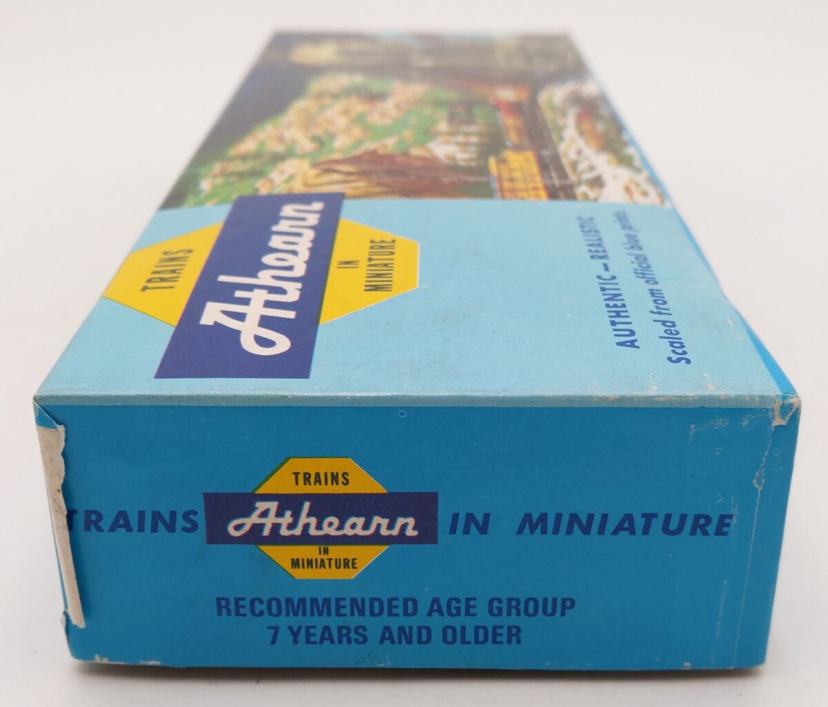 Athearn 3345 HO Santa Fe PB-1 Powered Diesel Locomotive EX/Box