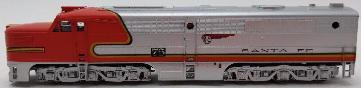 Athearn 3305 HO Scale Santa Fe PA-1 Powered Diesel Locomotive #75 EX/Box