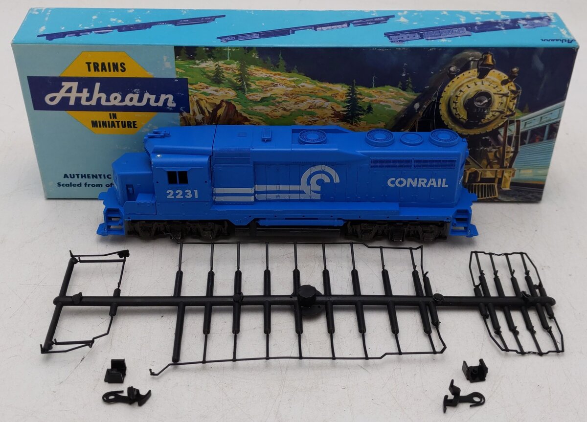 Athearn 2608 HO Scale Conrail GP-30 Diesel Locomotive #2231 VG/Box
