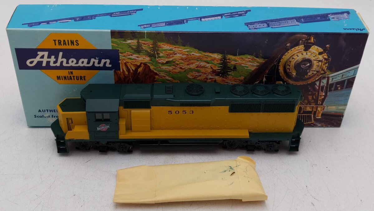 Athearn 4628 HO Scale Chicago & North Western GP50 Diesel Locomotive #5053 EX/Box