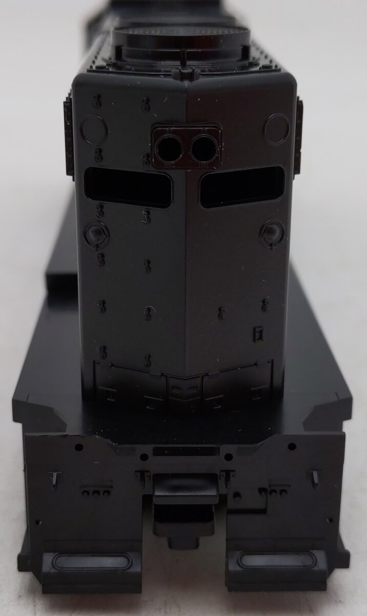 Athearn HO Scale Undecorated GP-38 Powered Diesel Locomotive7 EX/Box