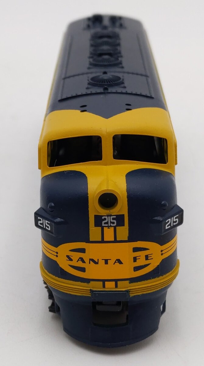 Athearn 3039 HO Scale Santa Fe F7A Super Powered Diesel #215 - Custom Painted/Box