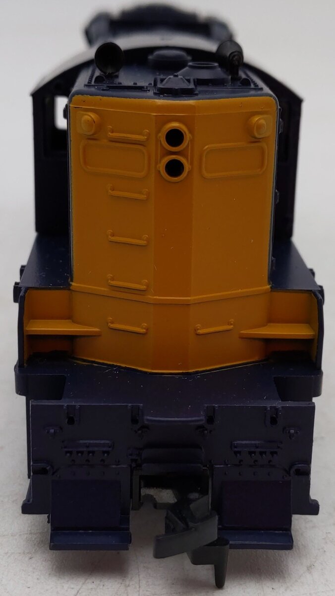 Athearn 3156 HO Scale Santa Fe GP-9 Powered Diesel Locomotive #2685 EX/Box