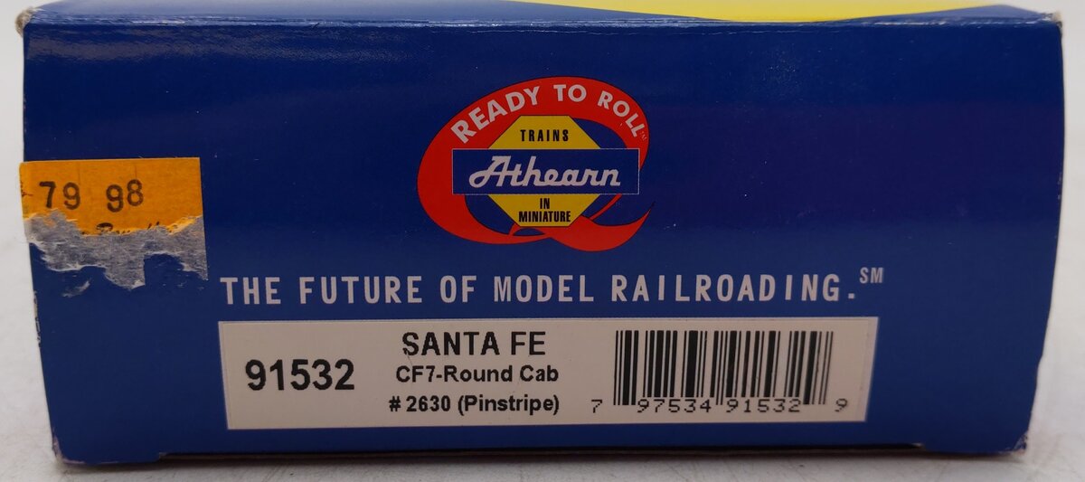 Athearn 91532 HO Santa Fe Pinstripe CF-7 Round Cab Diesel Locomotive #2630 EX/Box