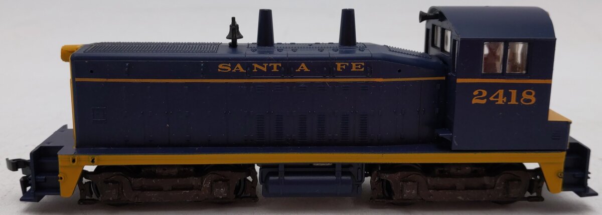 Athearn 4055 HO Santa Fe Dummy Diesel Switcher #2418 EX/Box