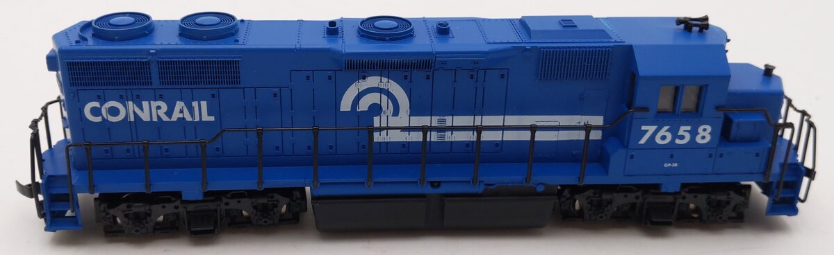 Atlas 7067 HO Scale Conrail GP 38 Diesel Locomotive #7658 EX/Box