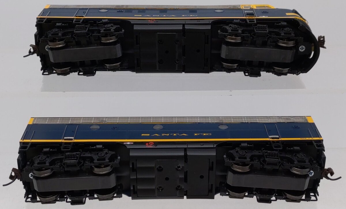 Athearn G2502B HO Scale ATSF F3 AB Freight Diesel Locomotive Set EX/Box