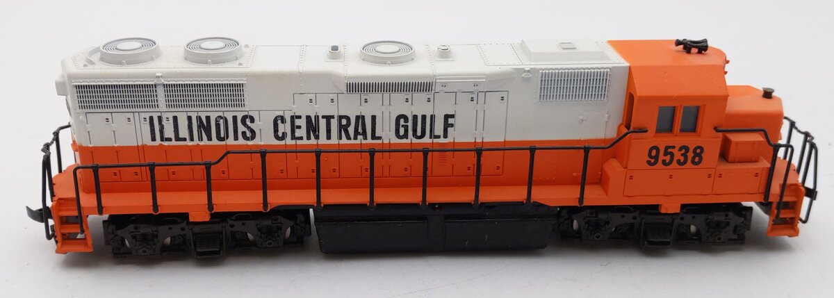 Atlas 7062 HO Illinois Central Gulf GP 38 Diesel Locomotive #9538 EX/Box