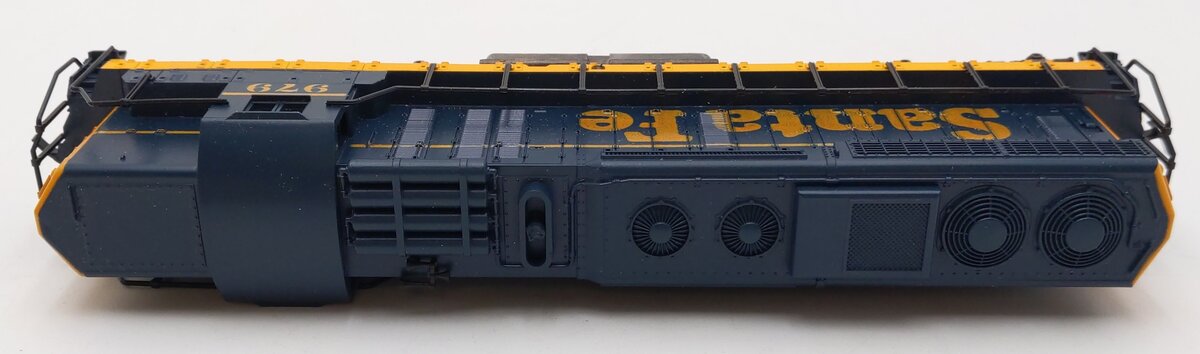Atlas 7001 HO Santa Fe SD24 Diesel Locomotive #979 EX/Box