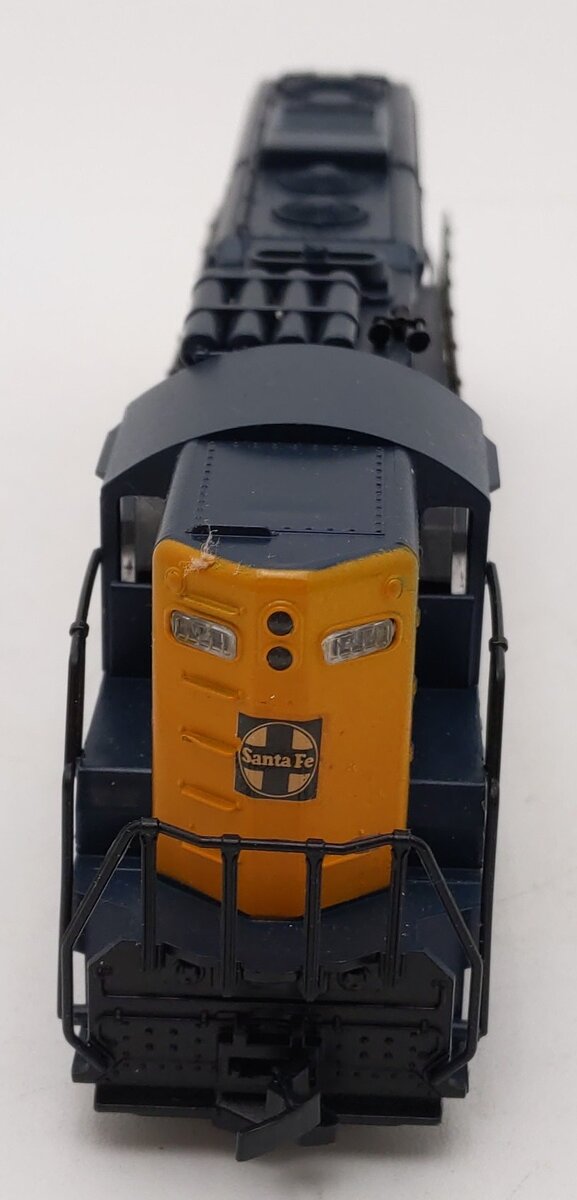 Atlas 7001 HO Santa Fe SD24 Diesel Locomotive #979 VG/Box