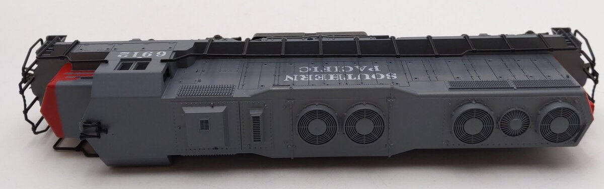 Atlas 7014 HO Southern Pacific SD35 Diesel Locomotive #6912 EX/Box