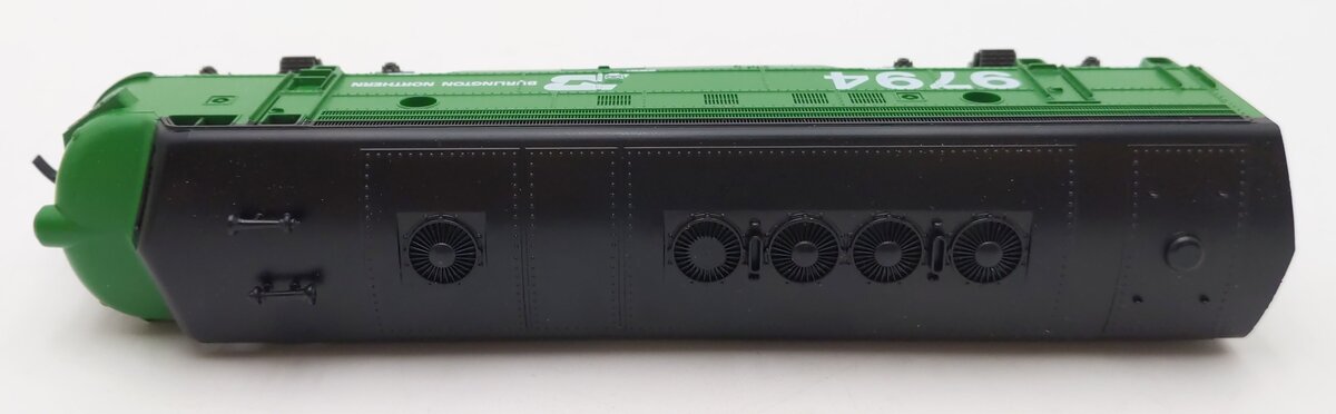 Atlas 7049 HO Scale Burlington Northern FP7 Diesel Locomotive #9794 EX/Box