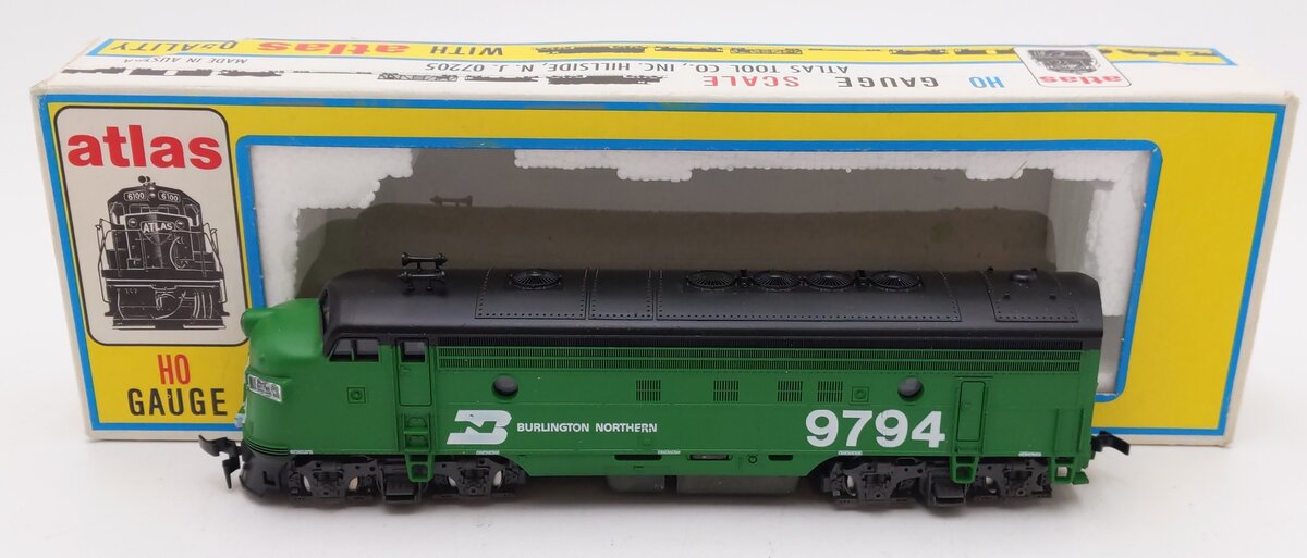 Atlas 7049 HO Scale Burlington Northern FP7 Diesel Locomotive #9794 EX/Box