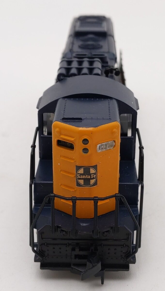 Atlas 7001 HO Santa Fe SD24 Diesel Locomotive #979 VG/Box