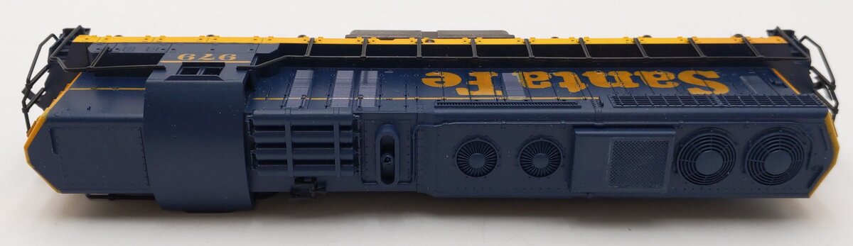 Atlas 7001 HO Santa Fe SD24 Diesel Locomotive #979 EX/Box