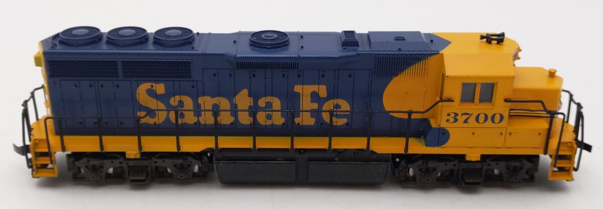 Atlas 7031 HO Santa Fe GP40 Diesel Locomotive #3700 EX/Box