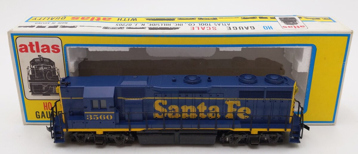 Atlas 7021 HO Scale Santa Fe GP38 Diesel Locomotive #3560 EX/Box