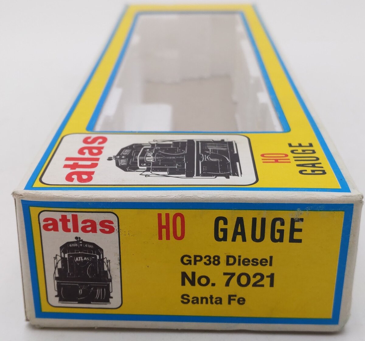 Atlas 7021 HO Scale Santa Fe GP38 Diesel Locomotive #3560 EX/Box