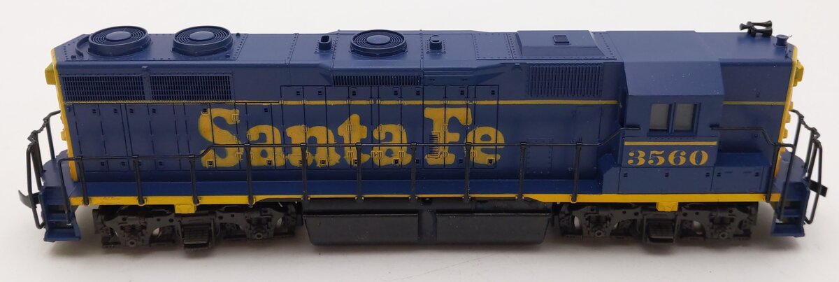 Atlas 7021 HO Scale Santa Fe GP38 Diesel Locomotive #3560 EX/Box