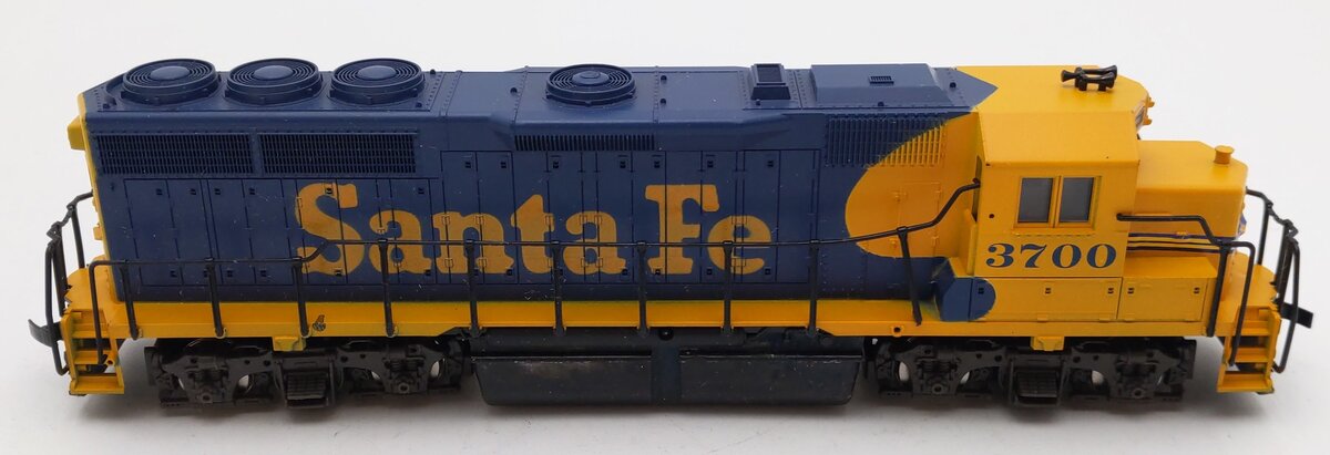 Atlas 7031 HO Santa Fe GP40 Diesel Locomotive #3700 EX/Box