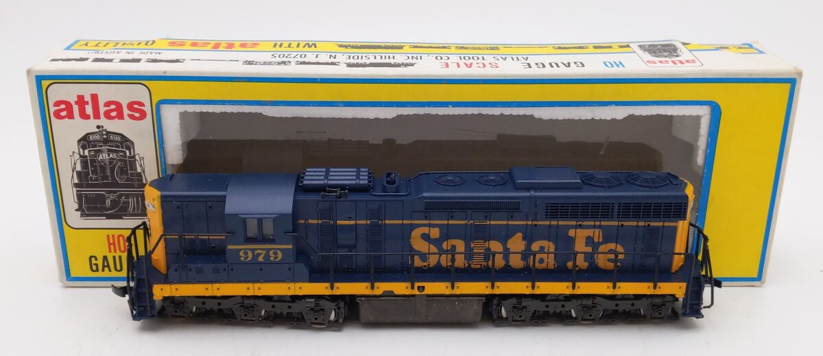 Atlas 7001 HO Santa Fe SD24 Diesel Locomotive #979 EX/Box