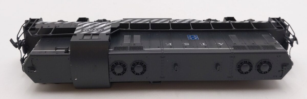 Atlas 8205 HO Scale Santa Fe EMD GP7 Diesel Locomotive #2752 EX/Box