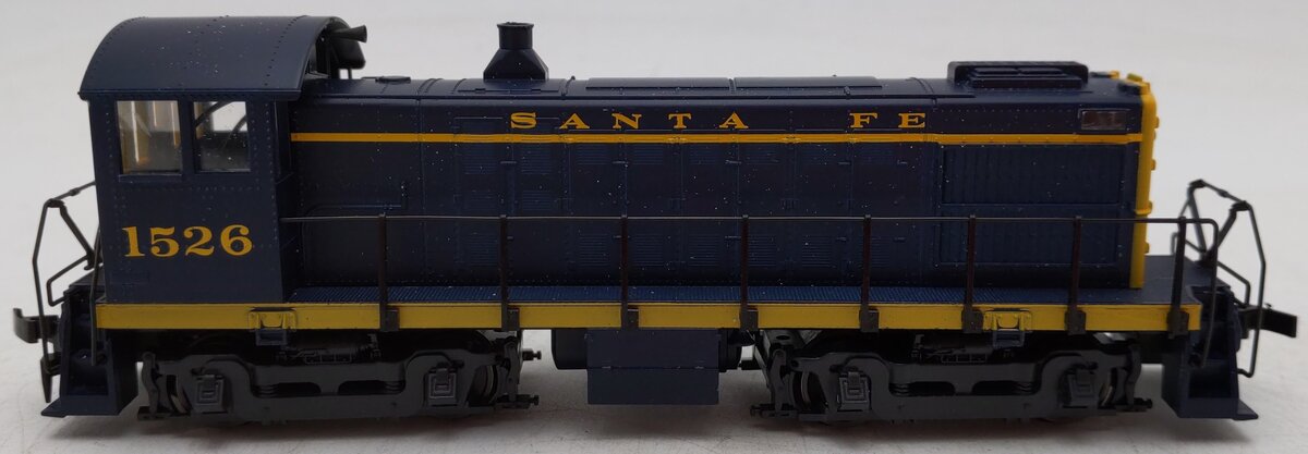 Atlas 8277 HO Scale Sante Fe S-4 Diesel Locomotive #1526 EX/Box